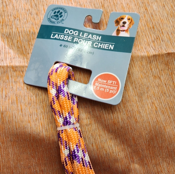 ‼️3/$25‼️DONATING SOON • DOGGY Styling ~ Colorful Leash and Ball - Picture 2 of 4